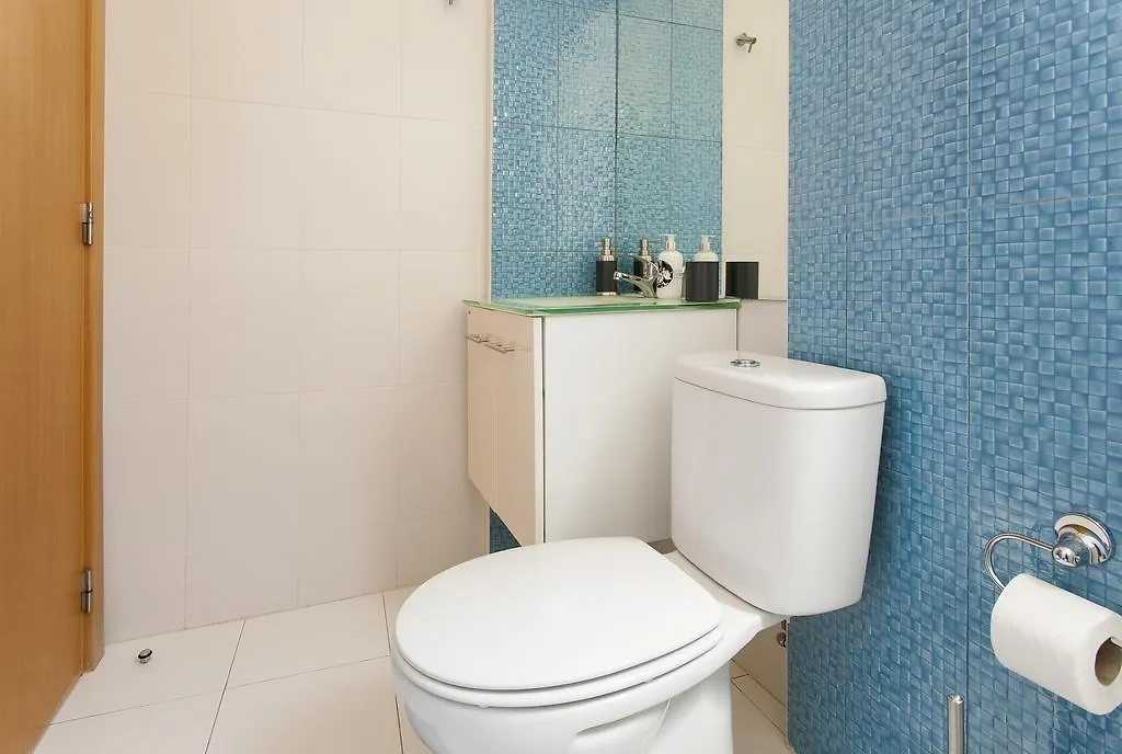 Joivy Bright 2Br Apt With River Views &Balcony In Alfama, Moments From Santa Apolonia Train Station Appartement Lissabon 0*,  Portugal